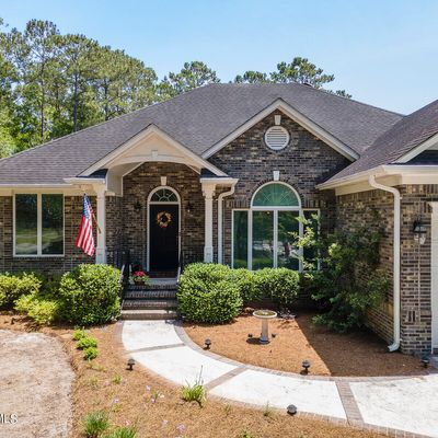 1014 Captain Adkins Dr Se, Southport, NC 28461