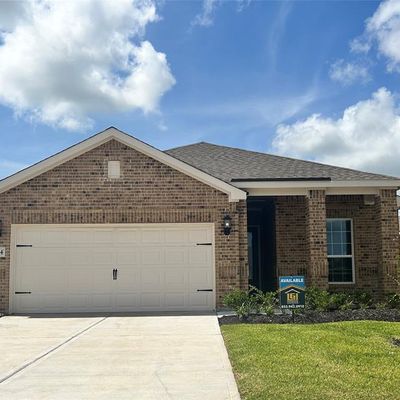 1014 Whispering Winds Drive, Beasley, TX 77417