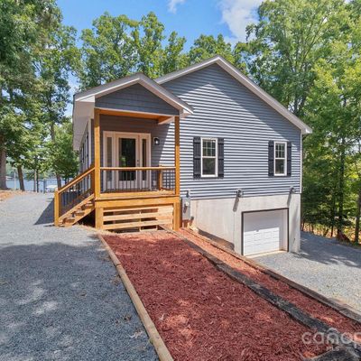 1015 Fairfield Rd, Mount Gilead, NC 27306