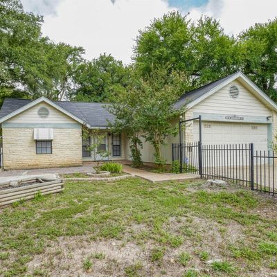 102 N Mockingbird Cir, Cedar Creek, TX 78612