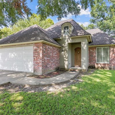 102 Thorn Drive, Youngsville, LA 70592