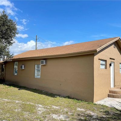 1021 W 33 Rd St, Riviera Beach, FL 33404