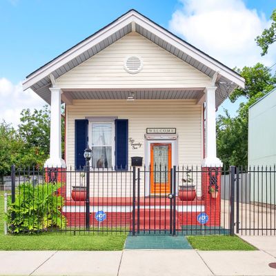 1026 Gordon St, New Orleans, LA 70117