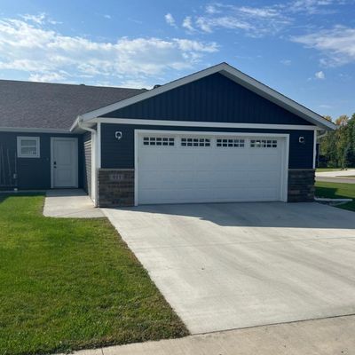 1027 Village Ln, Detroit Lakes, MN 56501