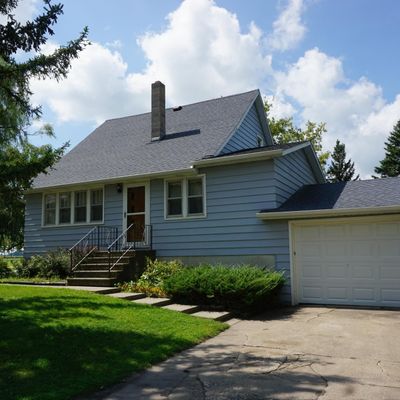 103 4 Th St Sw, Barnesville, MN 56514