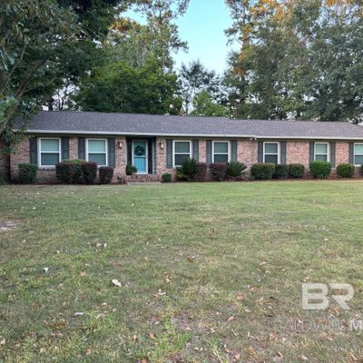 103 Fairway Dr, Brewton, AL 36426