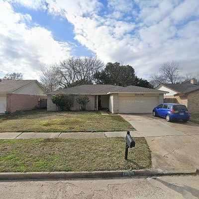 10434 Long River Dr, Sugar Land, TX 77498