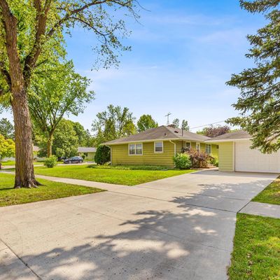 1203 15 Th St S, Moorhead, MN 56560