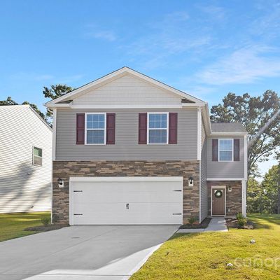 1214 37th Ave Lane, Hickory, NC 28601