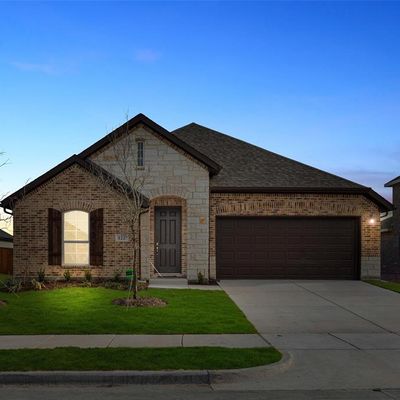 122 Monument Dr, Forney, TX 75126