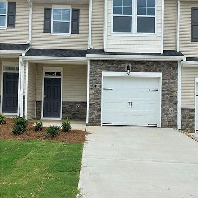 1221 Evelynnview Lane, Kernersville, NC 28284