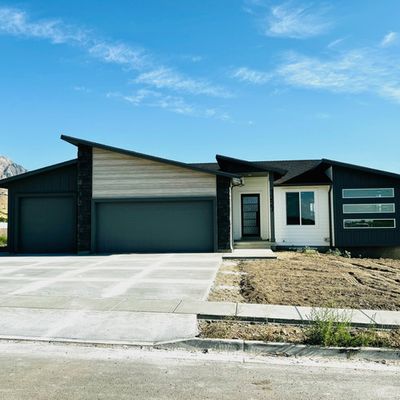 1227 W 3200 S, Perry, UT 84302