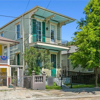 1238 Annunciation St, New Orleans, LA 70130