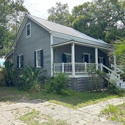 124 8 Th St, Apalachicola, FL 32320