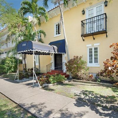 124 Mendoza Ave, Coral Gables, FL 33134