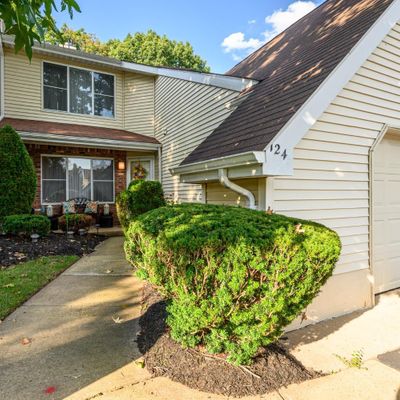 124 Nathan Dr, North Brunswick, NJ 08902