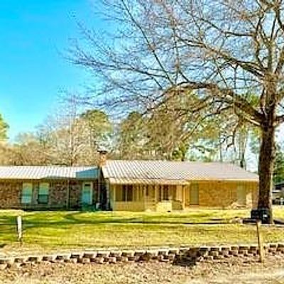 125 Mcclain Ln, Grapeland, TX 75844