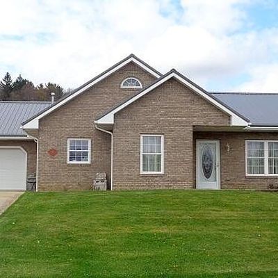 126 Columbus Dr, Punxsutawney, PA 15767