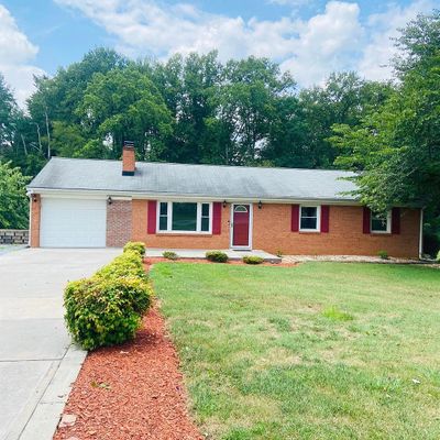 127 Mayfield Dr, Lynchburg, VA 24502