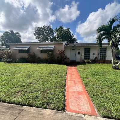 1272 Nw 188 Th Ter, Miami, FL 33169