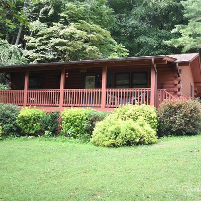 128 Cedarwood Dr, Waynesville, NC 28785