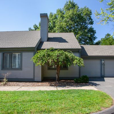 13 Crossroads Ln, Avon, CT 06001