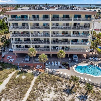 13000 Gulf Ln, Madeira Beach, FL 33708