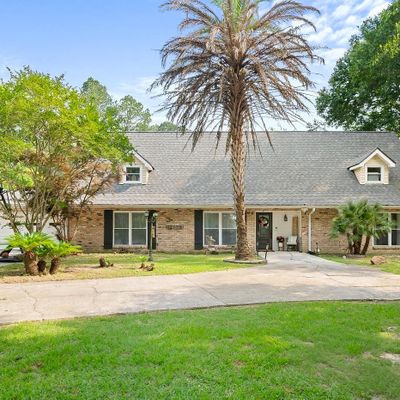 11334 Sandra Dr, Walker, LA 70785