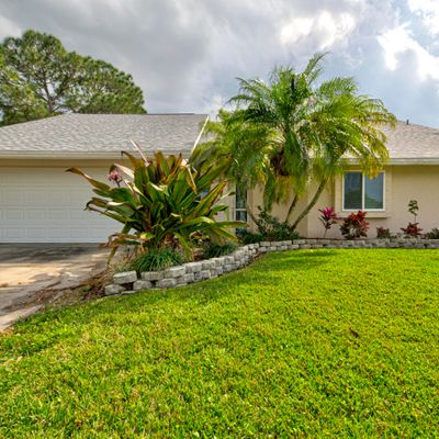 1136 Malone St Nw, Palm Bay, FL 32907