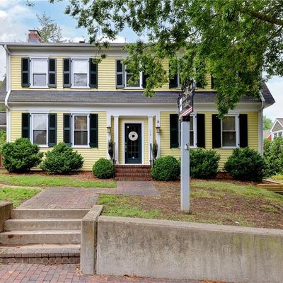 114 Ballard St, Yorktown, VA 23690