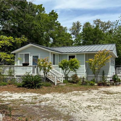 114 Stuart Ave, Southport, NC 28461