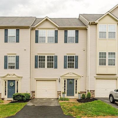 1157 Blue Bird Ln, York, PA 17402