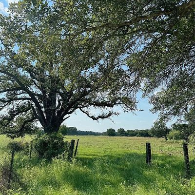 117 County Rd, Giddings, TX 77853