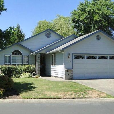 1178 Osprey Dr, Grants Pass, OR 97526