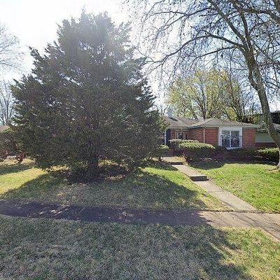 12 Cantabrian Ct, Florissant, MO 63033