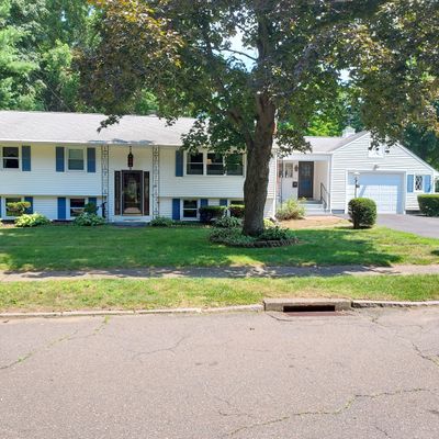 12 Carol St, Enfield, CT 06082