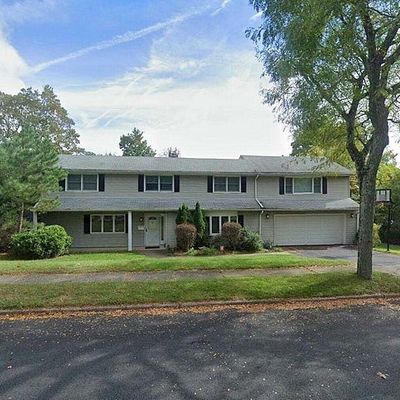 12 Clinton Ln, Wayne, NJ 07470