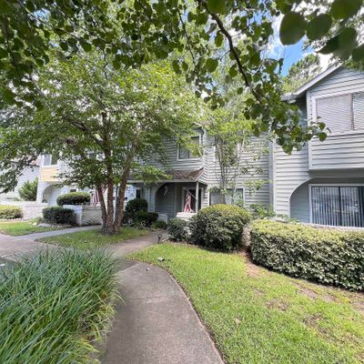 12 Shadow Moss Pl., North Myrtle Beach, SC 29582