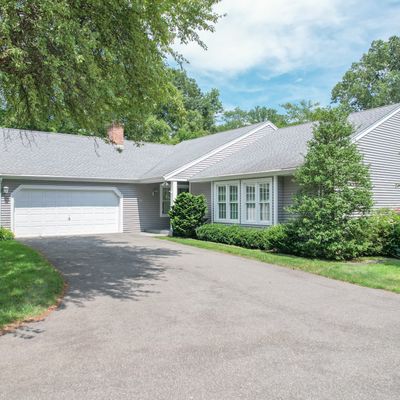 12 Saxon Woods Ct, Cheshire, CT 06410