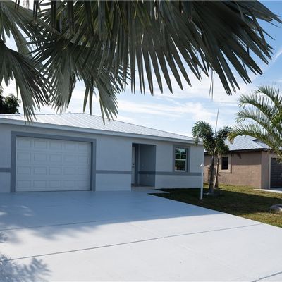 13977 Adelfa Avenue, Fort Pierce, FL 34951