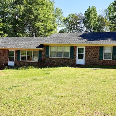 14 Wedgefield Dr, Boiling Springs, SC 29316