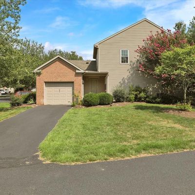 140 Mallard Dr, Lancaster, PA 17601