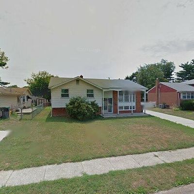 140 Spruceglen Dr, Wilmington, DE 19804