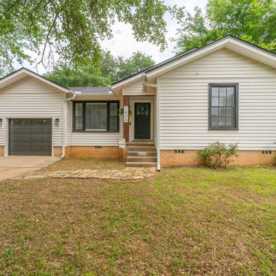 1404 Lake Dr, Longview, TX 75601