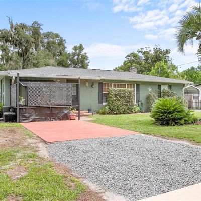 1407 E Voorhis Ave, Deland, FL 32724