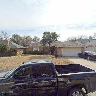 1429 Clarendon St, Fort Worth, TX 76134