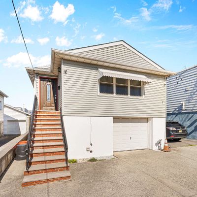 1438 45 Th St, North Bergen, NJ 07047