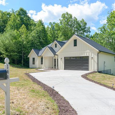 144 Chisel Rock Way, Weaverville, NC 28787