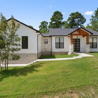 144 Honopu Drive, Bastrop, TX 78602