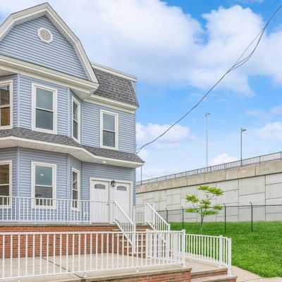 144 W 5 Th St, Bayonne, NJ 07002